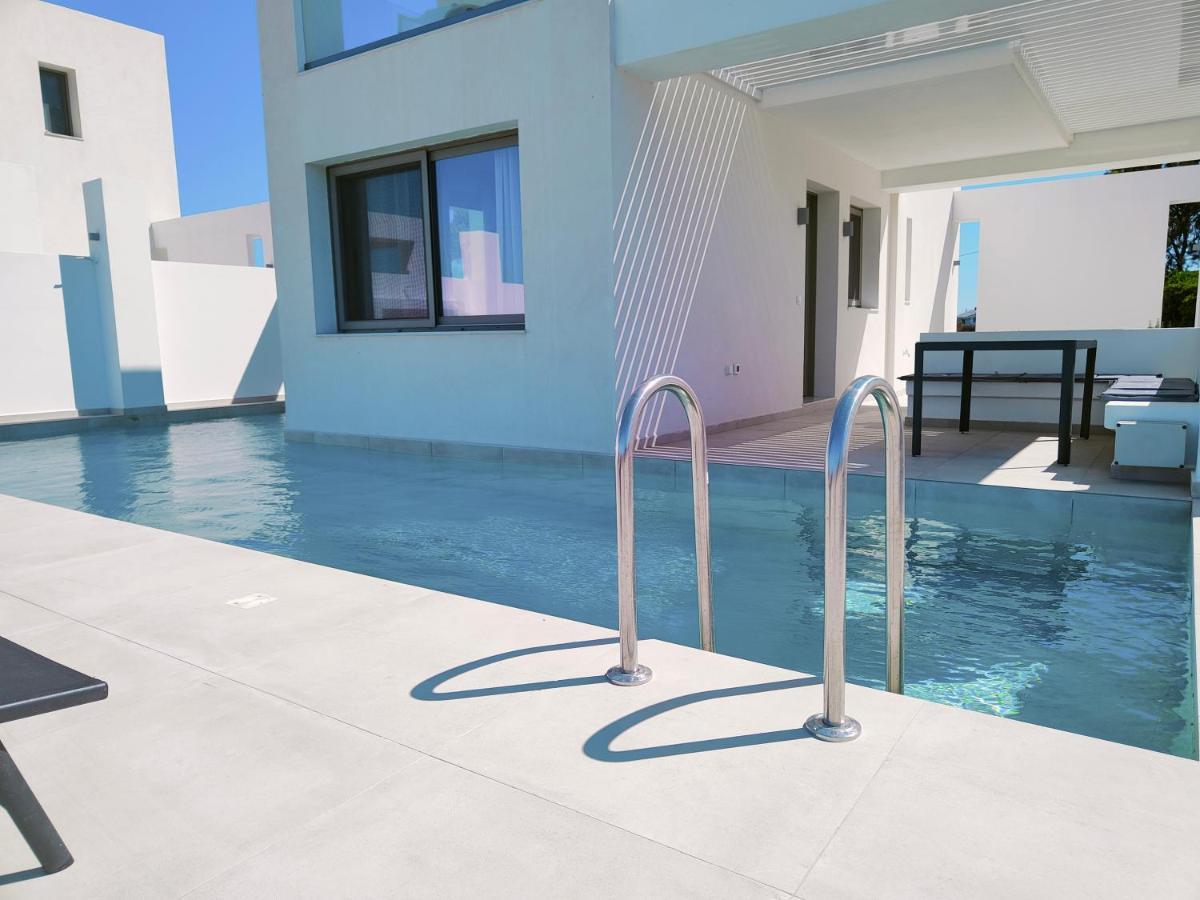 Alpha Villa *